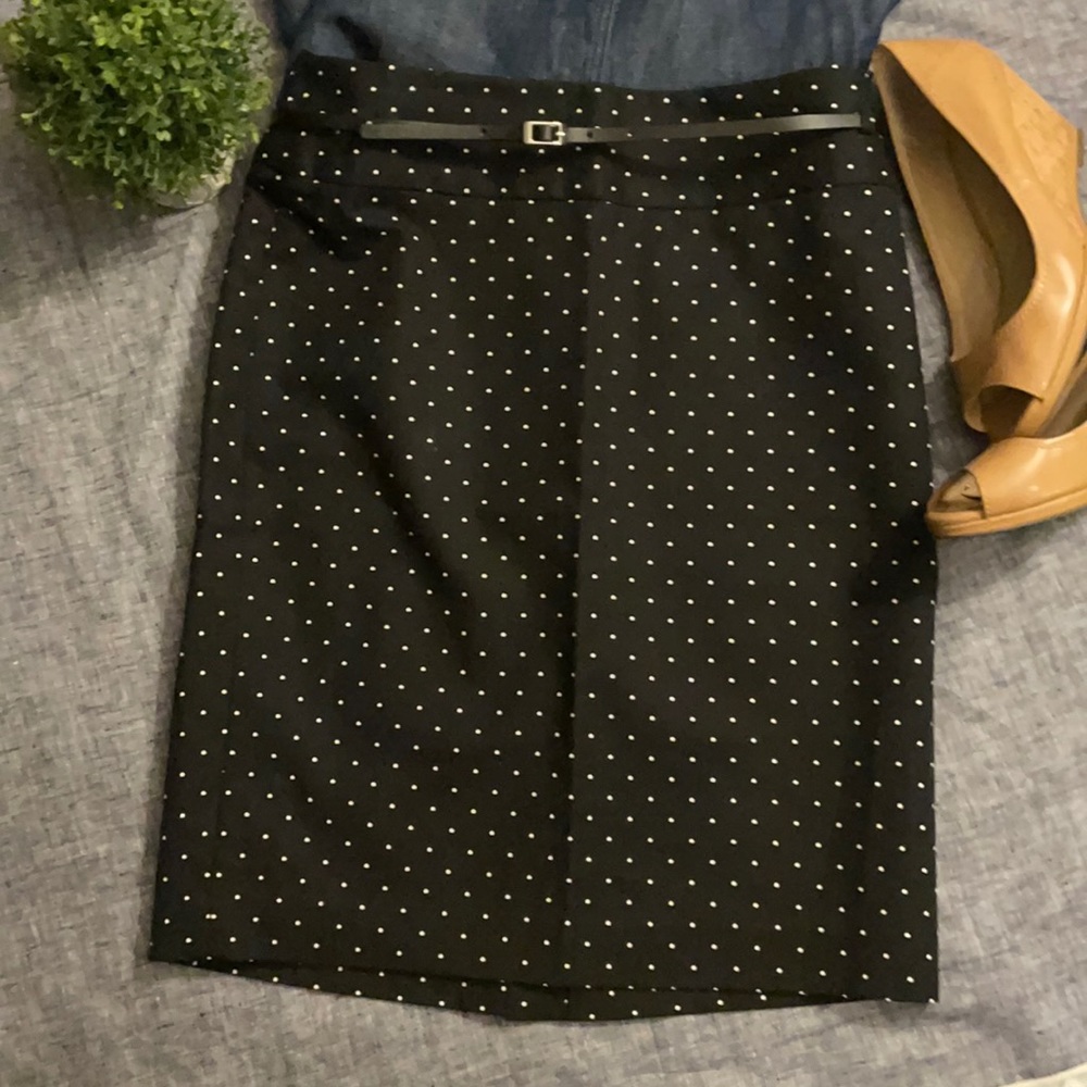 Liz Claiborne belted pencil skirt black mini dot